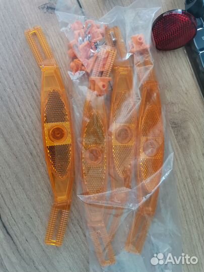 Аксессуары, расходники, комплектующие для велосипе