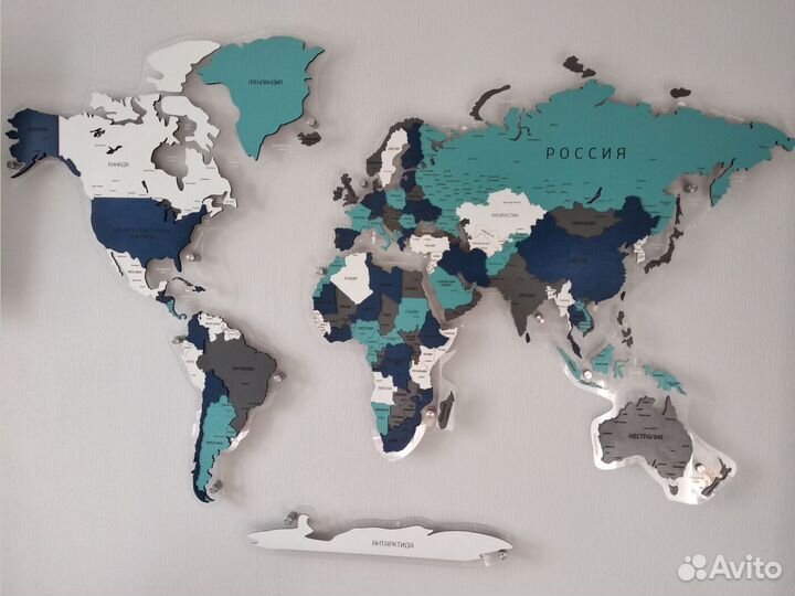 Деревянная карта мира с подсветкой