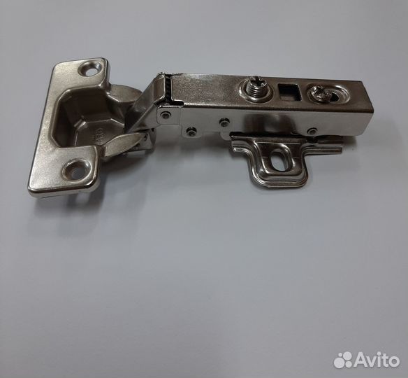 Петля мебельная clip-on с доводчиком