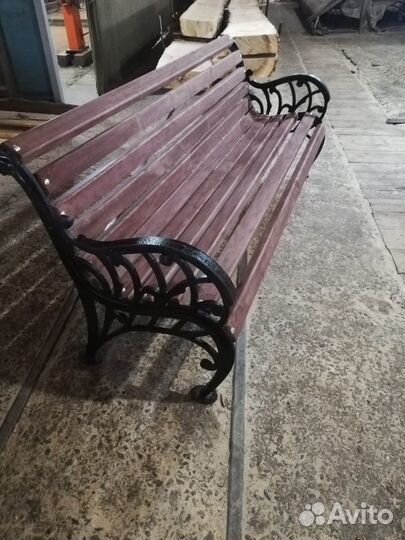 Садово-парковый диван