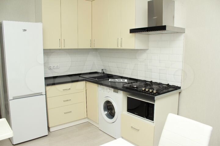 2-к. квартира, 50 м², 1/3 эт.