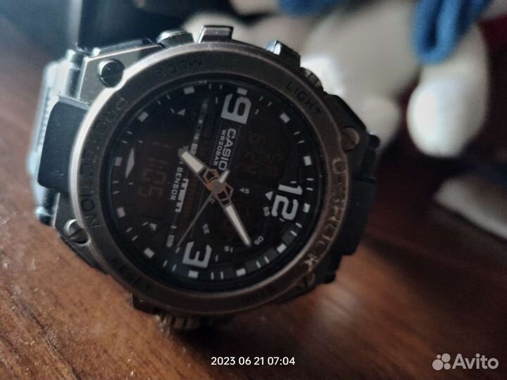 Мужские наручные часы casio