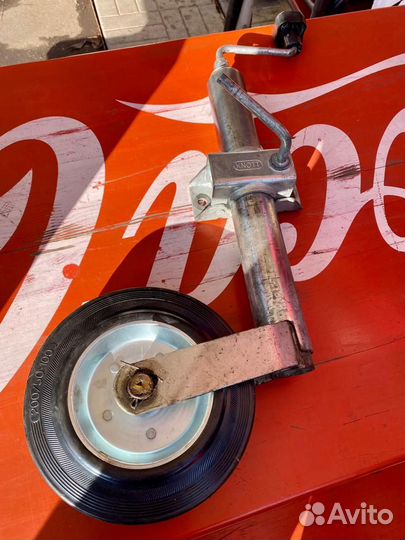 Подкатное колесо для прицепа