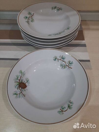 Глубокие суповые тарелки