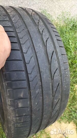 Bridgestone Dueler HTS 686 285/45 R19