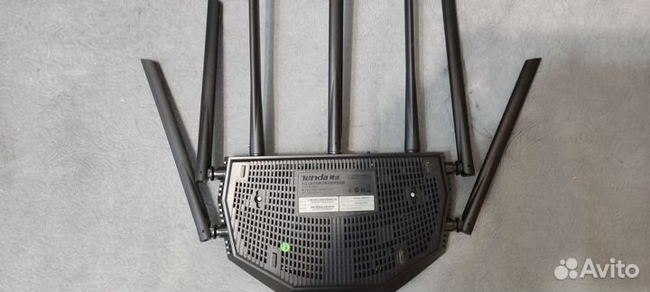 Роутер Tenda ac23