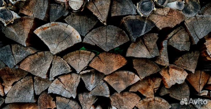 Дрова рядом