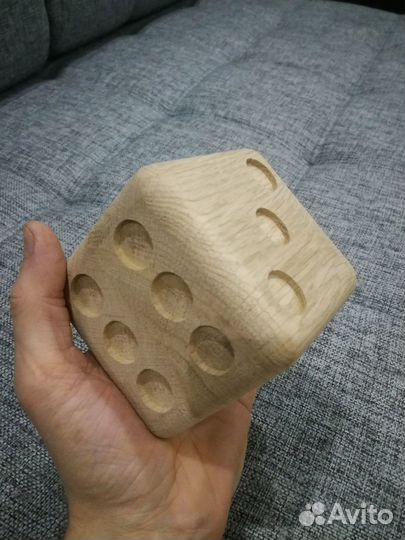 Игральный кубик,игральная кость