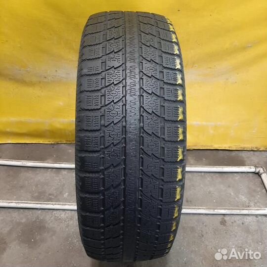 Toyo Observe GSi-5 235/65 R17