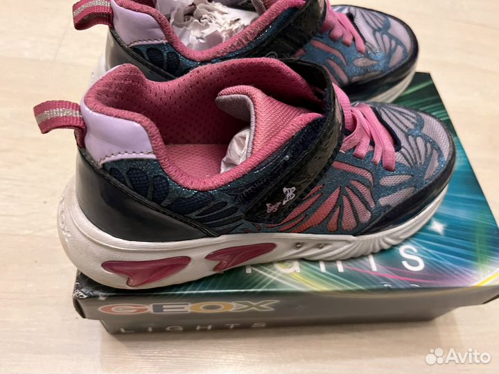 Кроссовки geox для девочки,33 размер