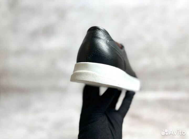 Кроссовки Boss универсальные