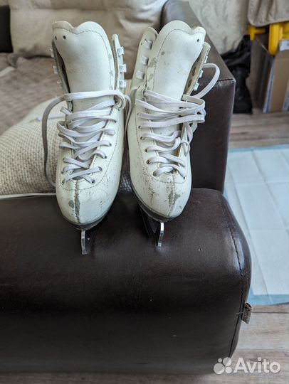 Фигурные коньки Risport на ножку 29-30