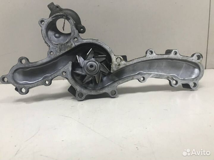 Насос водяной помпа Toyota Land Cruiser Prado J120