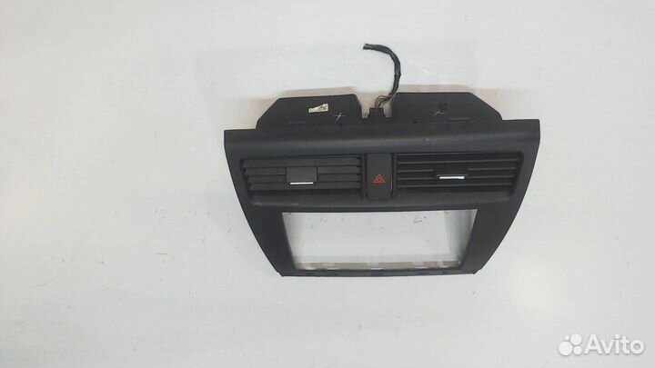 Рамка под магнитолу Suzuki XL7, 2007