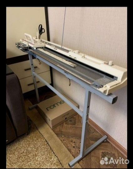 Стол для вязальной машины (Новый). Читайте текст