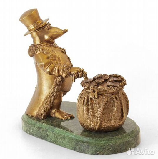 Денежный крот. Банкир. Бронза. Камень
