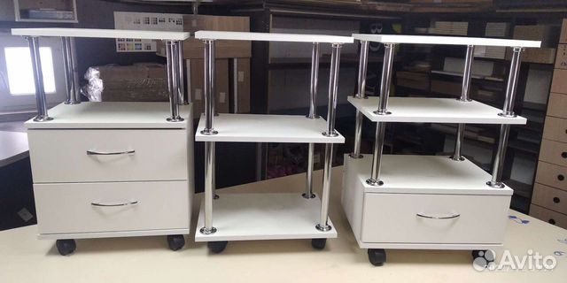 Тумба маникюрная