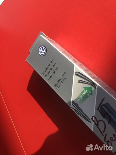 Щетка стеклоочистителя бескаркасная VAG