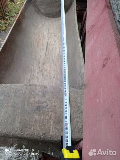 Старинное деревянное корыто