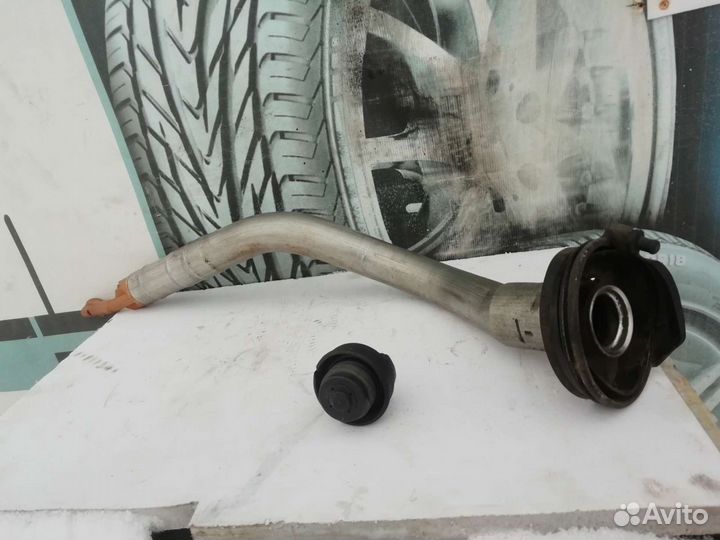 Горловина бака audi A6/100 C4