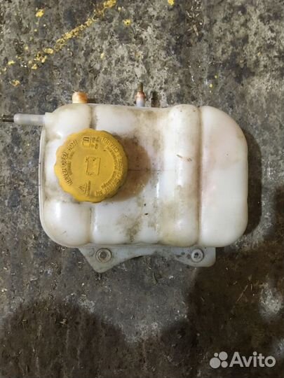 Бачок расширительный Chevrolet Lacetti