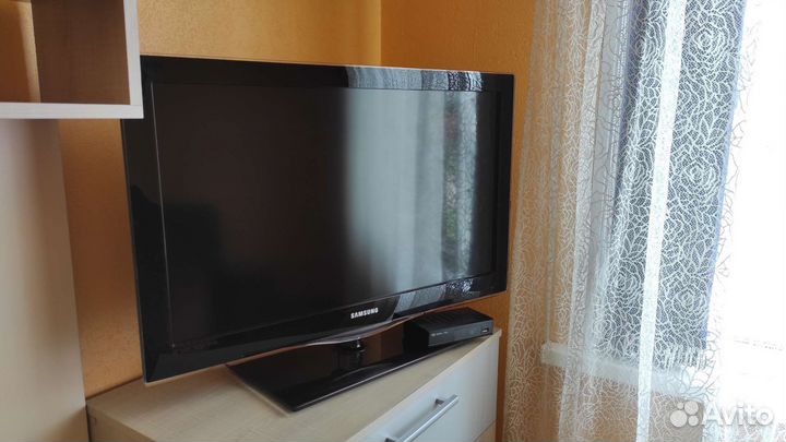 Телевизор Samsung