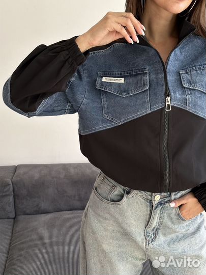 Ветровка женская