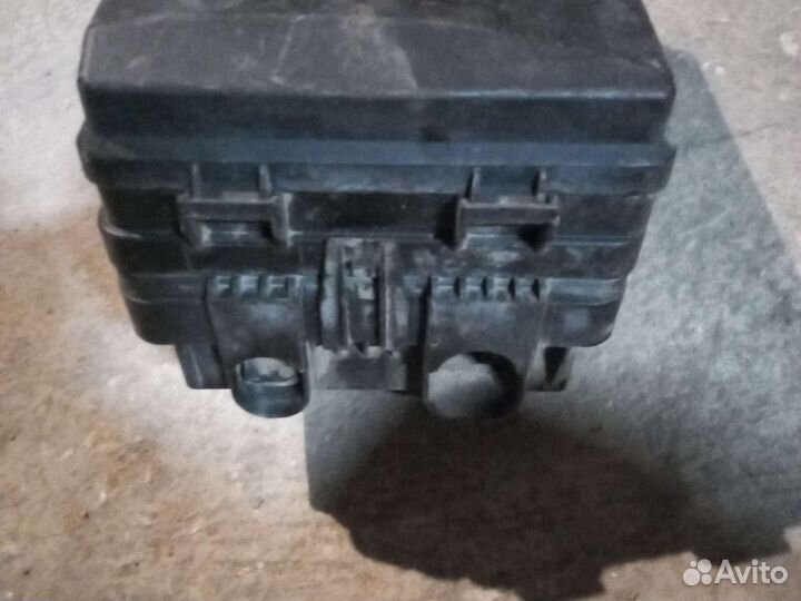 Chevrolet aveo т300 блок предохранителей