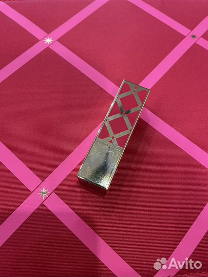 Estee lauder помада 520