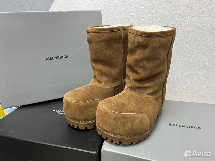 Balenciaga Alaska boots