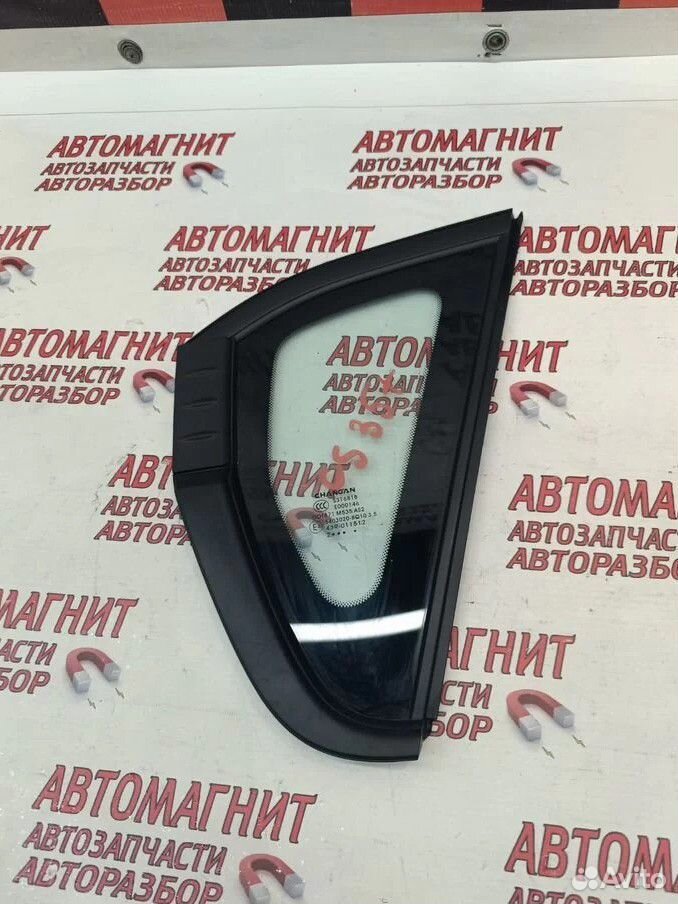 Форточка задняя правая Чанган Cs 35 plus