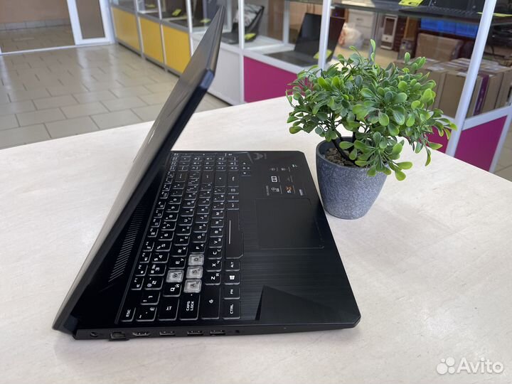 Потрясающий Игровой ноутбук/Ryzen 7/16GB/GTX/SSD