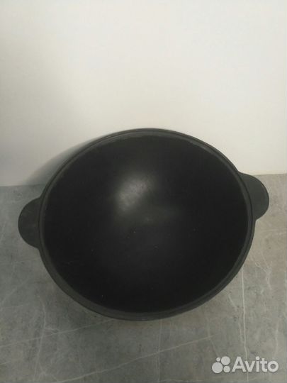 Казан с крышкой сковородкой на 8л