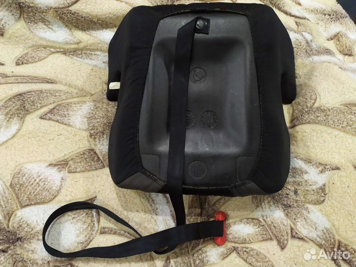 Детский бустер автомобильный