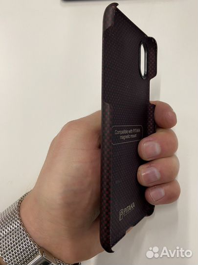 Чехол Pitaka на iPhone X / XS