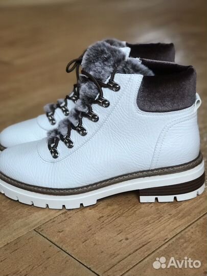 Женская обувь