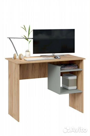 Стол письменный с нишей