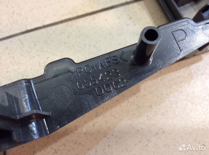 Накладка декоративная Toyota Land Cruiser Prado