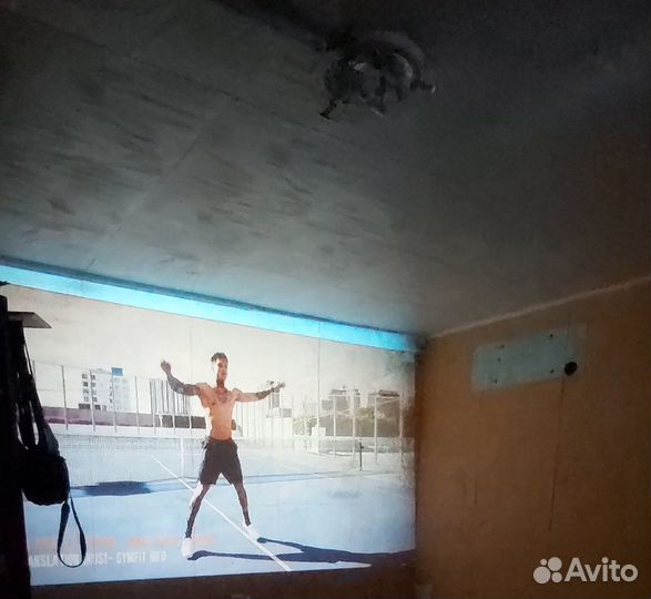 Проектор Portable LCD