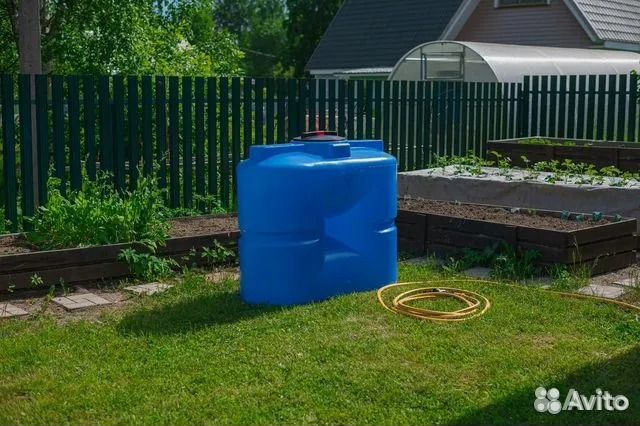 Емкость из пластика для полива