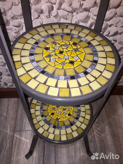 Столик мозаичный