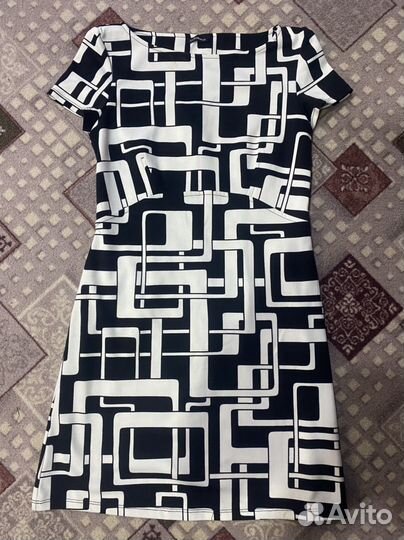 Платье женское 46 48