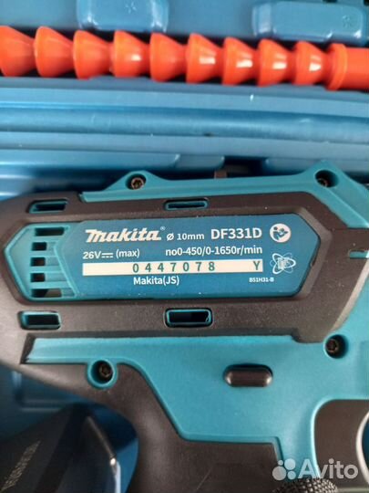 Шуруповерт Makita 26V / Дрель.Новый