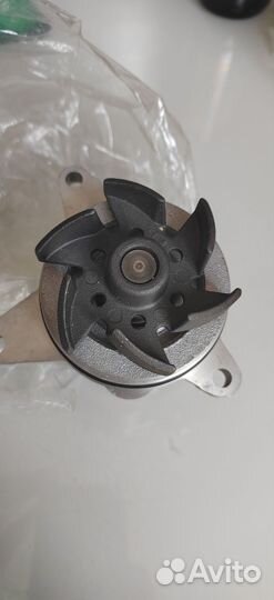 Помпа на форд транзит