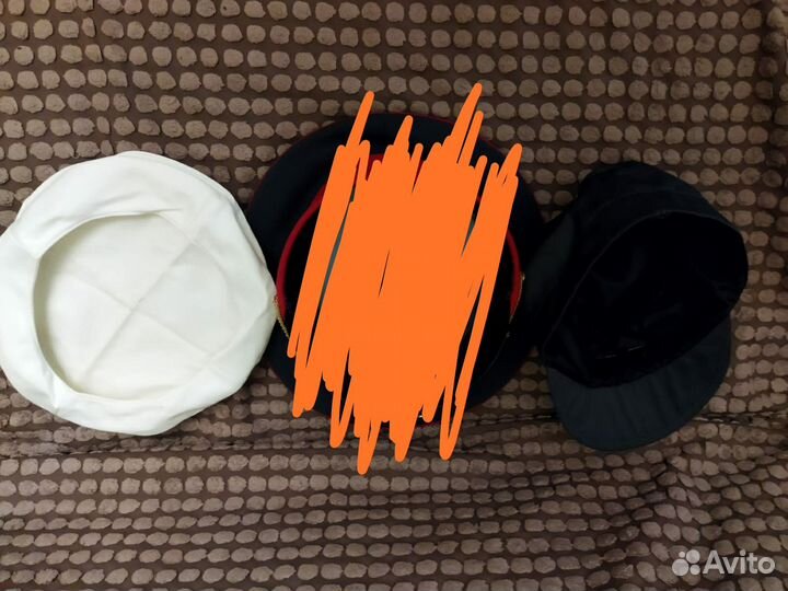 Кепи милиции РФ и чехол от фуражки милиции СССР