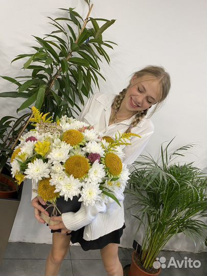 Композиции в шляпной коробке на 1 сентября