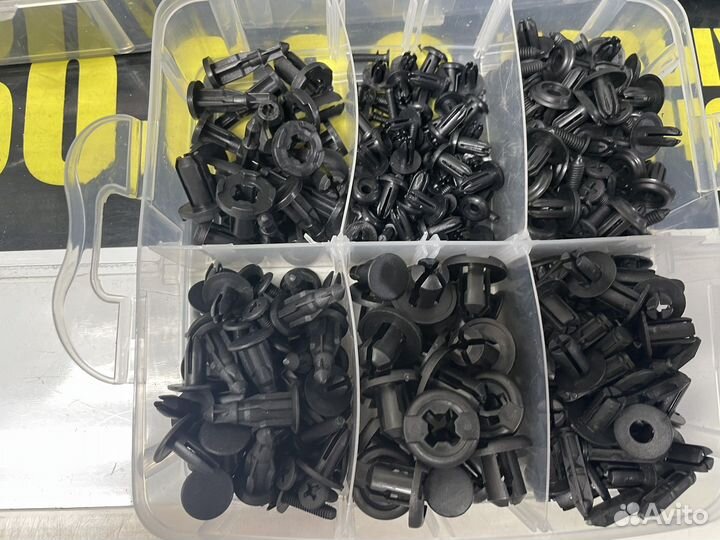 Клипсы пистоны для Обивки Салона Авто Набор 650 шт