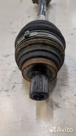 Полуось левая передняя Audi A3 (8P), 2011