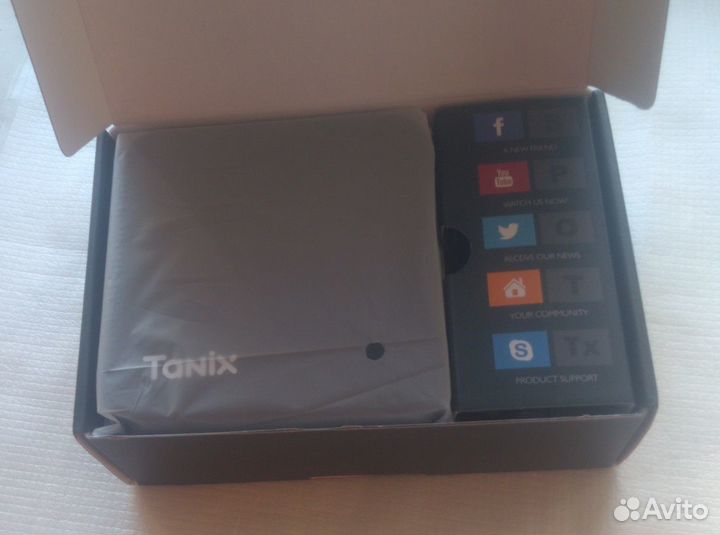 Android TV приставка Tanix W2