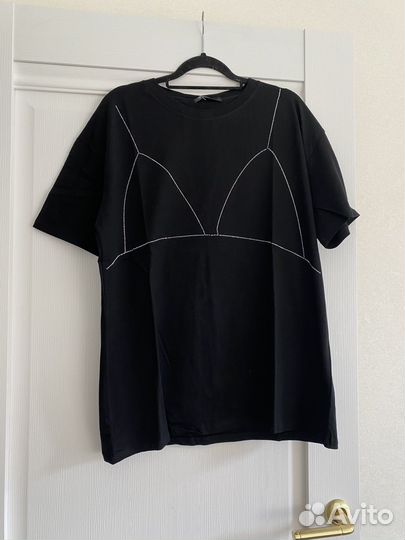 Футболка с лифом стразы